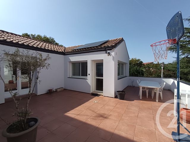 maison à vendre - 10 pièces - 236.0 m2 - CARIGNAN DE BORDEAUX - 33 - AQUITAINE - Century 21 Nci Immobilier