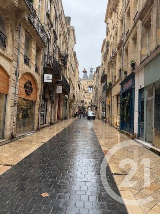 Appartement Studio à louer - 1 pièce - 21.0 m2 - BORDEAUX - 33 - AQUITAINE - Century 21 Nci Immobilier