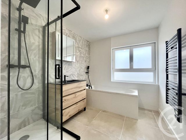 maison à vendre - 6 pièces - 135.0 m2 - MONTUSSAN - 33 - AQUITAINE - Century 21 Nci Immobilier