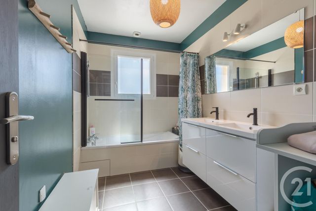 maison à vendre - 8 pièces - 140.05 m2 - 33 - AQUITAINE - Century 21 Nci Immobilier