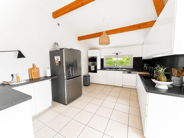 maison à vendre - 5 pièces - 130.0 m2 - LA SAUVE - 33 - AQUITAINE - Century 21 Nci Immobilier