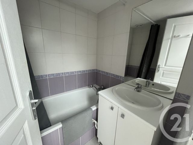 Appartement à louer - 2 pièces - 30.16 m2 - BORDEAUX - 33 - AQUITAINE - Century 21 Nci Immobilier