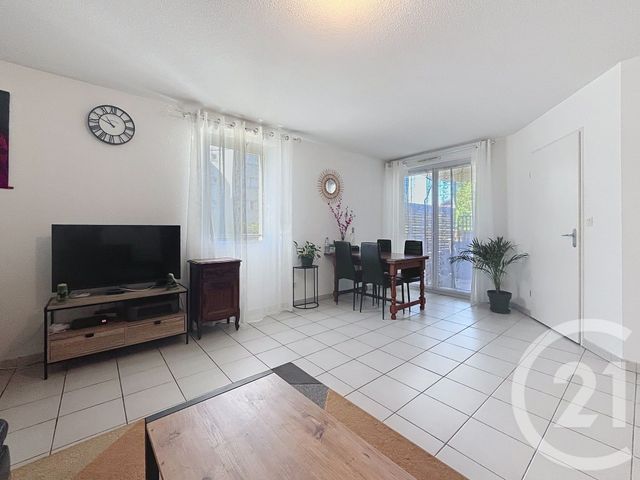 Appartement F3 à vendre - 3 pièces - 65.05 m2 - CASTILLON LA BATAILLE - 33 - AQUITAINE - Century 21 Nci Immobilier