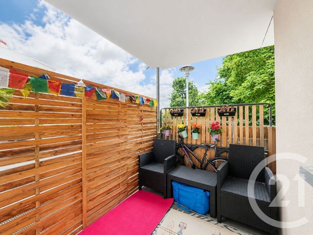 Appartement F3 à vendre - 3 pièces - 65.05 m2 - CASTILLON LA BATAILLE - 33 - AQUITAINE - Century 21 Nci Immobilier