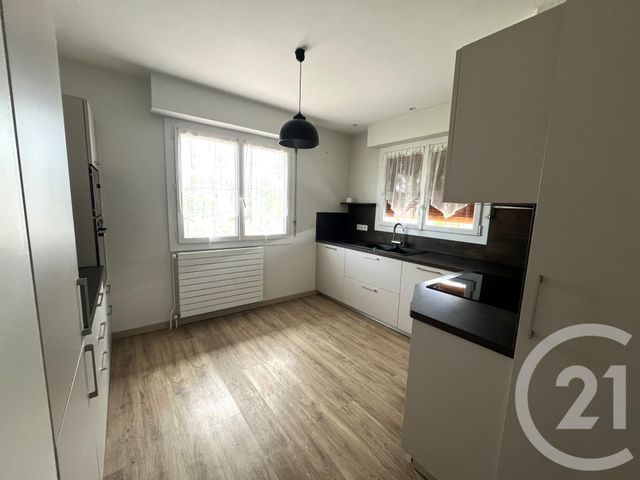 maison à vendre - 7 pièces - 145.54 m2 - ARTIGUES PRES BORDEAUX - 33 - AQUITAINE - Century 21 Nci Immobilier