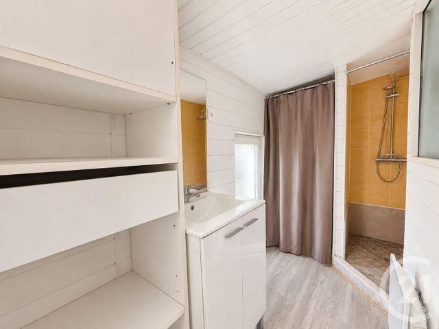 Appartement T3 à vendre - 3 pièces - 55.59 m2 - CREON - 33 - AQUITAINE - Century 21 Nci Immobilier