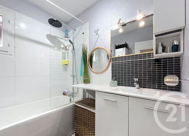 maison à vendre - 5 pièces - 75.0 m2 - VILLENAVE D ORNON - 33 - AQUITAINE - Century 21 Nci Immobilier