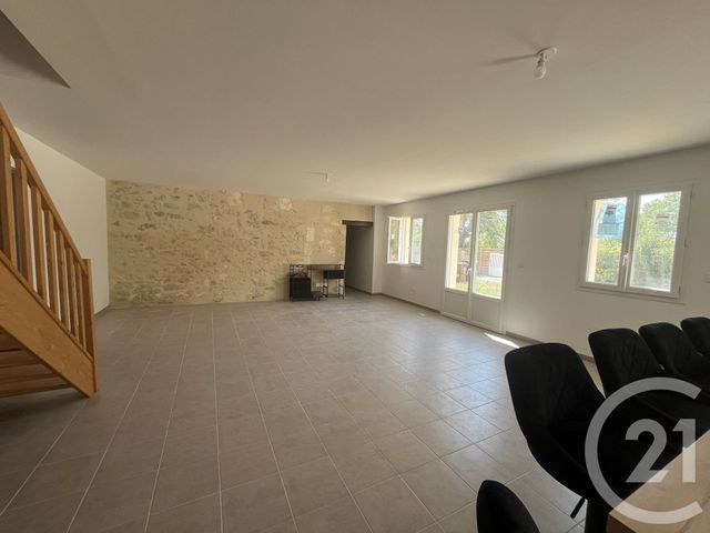 maison à louer - 4 pièces - 138.62 m2 - BEYCHAC ET CAILLAU - 33 - AQUITAINE - Century 21 Nci Immobilier