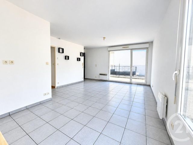 Appartement F2 à vendre - 2 pièces - 42.0 m2 - ARTIGUES PRES BORDEAUX - 33 - AQUITAINE - Century 21 Nci Immobilier