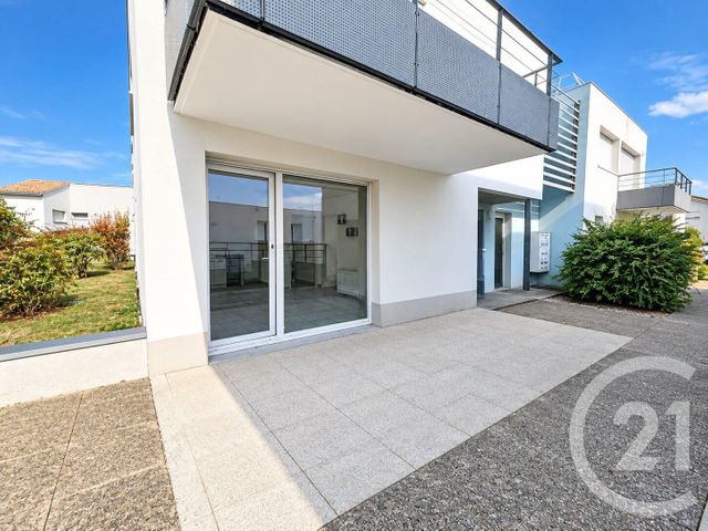 Appartement F2 à vendre - 2 pièces - 42.0 m2 - ARTIGUES PRES BORDEAUX - 33 - AQUITAINE - Century 21 Nci Immobilier